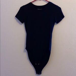 black short sleeve american eagle bodysuit